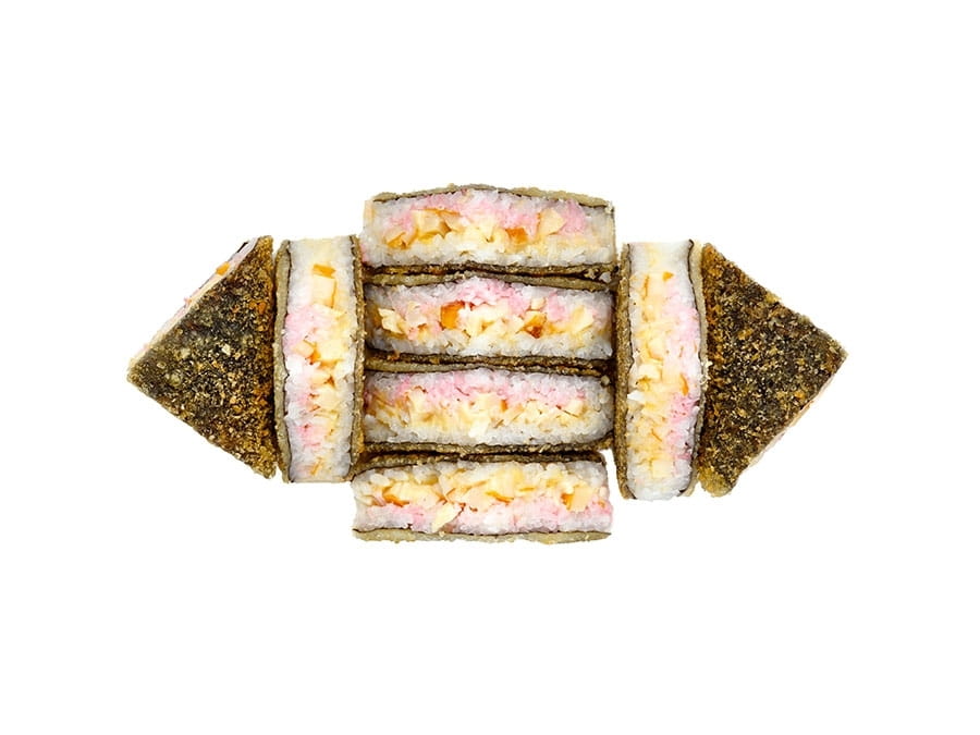 Сэндвич с кальмаром + соус на выбор